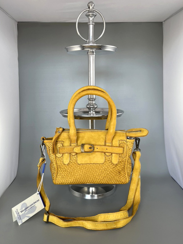 Kleine-gelbe-Tasche-mit-HenkellYoHYoXVc34Ck