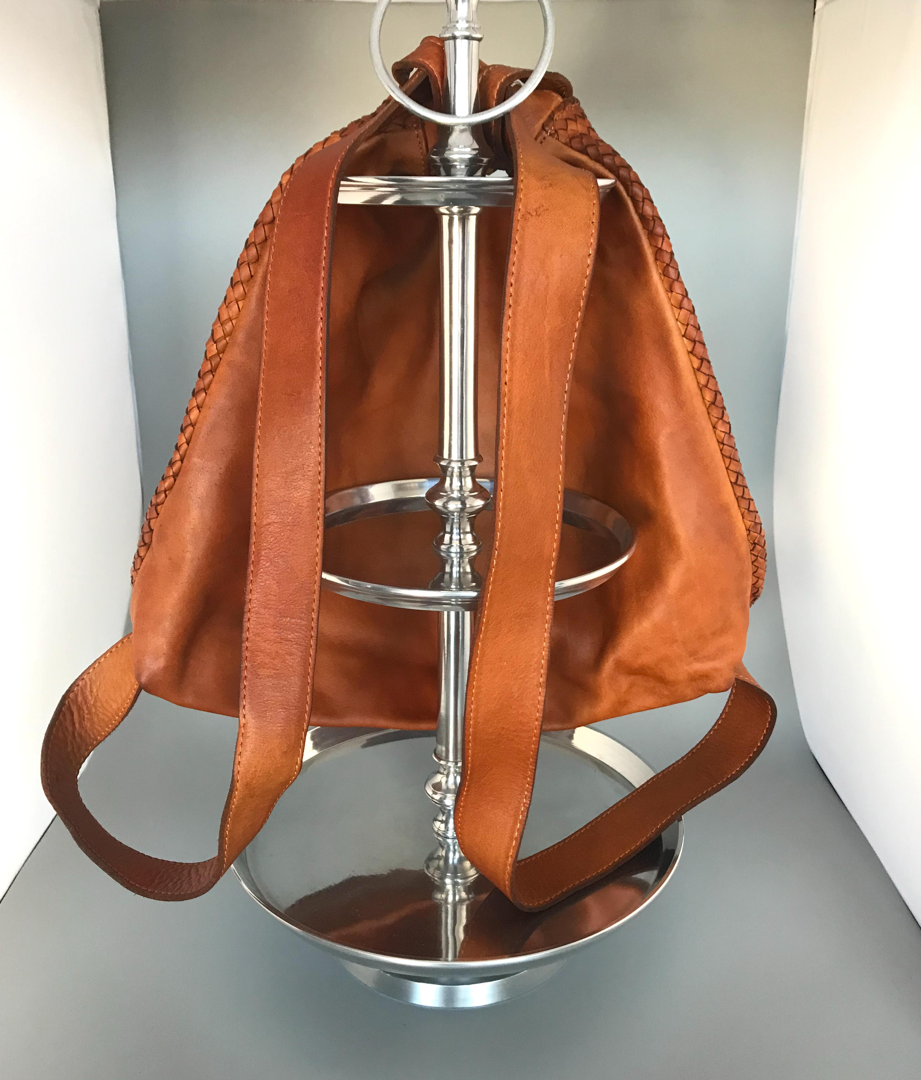 Vintage-braun-hinten-Rucksack-haengend_webformat